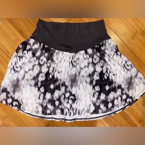 Aerie patterned athletic skirt, size small :) worn once!